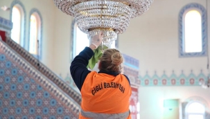 Çiğli'de İbadethaneler İçin Temizlik Mesaisi