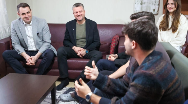 İl Başkanı Güç ve Başkan Duman, iftar sofrasında gençlerin derdini dinledi