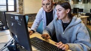 İzmir'in yeni başlangıçlara açılan kapısı: Meslek Fabrikası