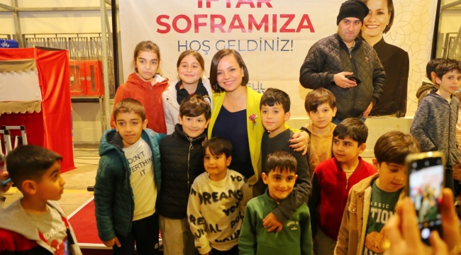 Karabağlar 'da Ramazan Bereketi Ortak Sofralarda Paylaşılacak