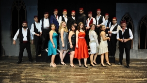 Karşıyaka Belediye Tiyatrosu'ndan iki yeni oyun