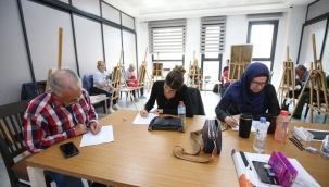 Karşıyaka'nın 3. Yaş Üniversitesi'nde 2. dönem başladı