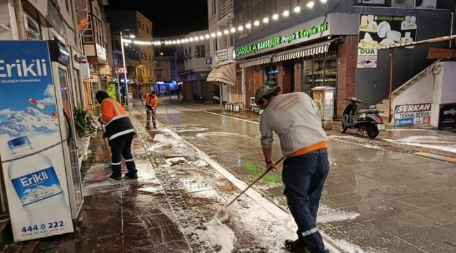 Ayvalık'ta Bayram Öncesi Temizlik Seferberliği