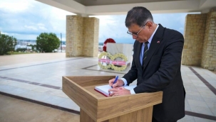 Başkan Tugay kardeş şehir Lefkoşa'da