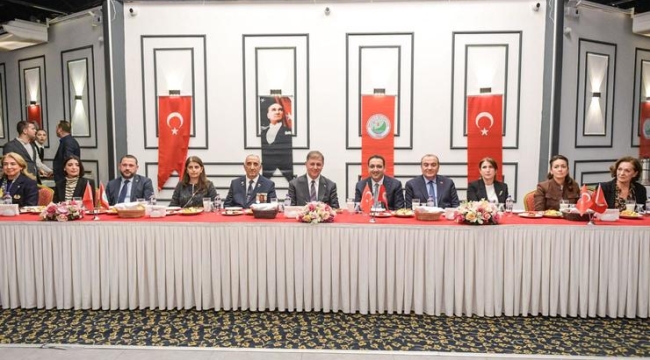 Başkan Tugay şehit aileleri ve gazilerle Balçova'da iftarda buluştu