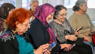 Bornova'nın çınarları yapay zekayla tanıştı