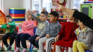 Buca'da "Okuyan Bir Gelecek" projesi tüm hızıyla sürüyor