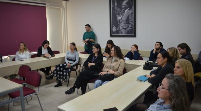 Ege Üniversitesinde madde kullanımı ve bağımlılığı farkındalığı bilimsel perspektifle ele alındı