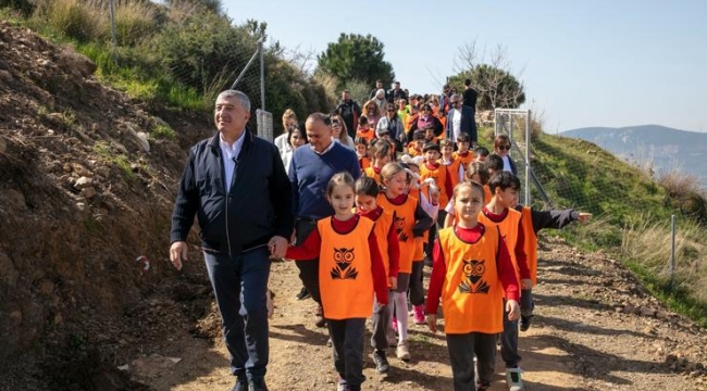 Güzelbahçe'de 1000 Zeytin Fidanı Toprakla Buluştu