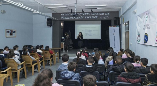 İzmir'de çocuklar iklim için ayakta