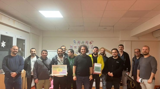 İzmirli babalar "yeni nesil babalığı" öğreniyor