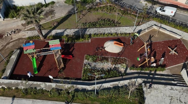 Konak'ın göz bebeği Narin Parkı'na yağmur bahçesi