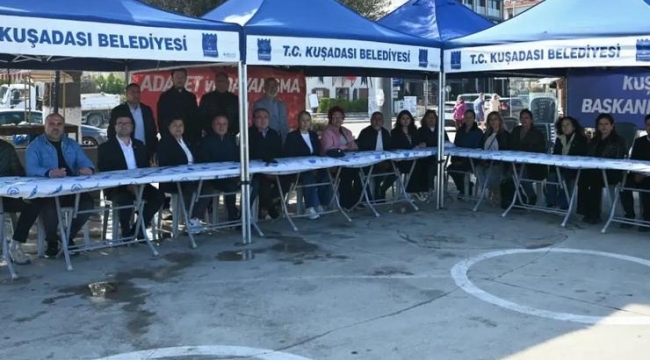 Kuşadası'nda Başkan Ömer Günel için 'Demokrasi nöbeti' başladı