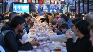 Manisa Büyükşehir'in İftar Sofrası Akhisar'da Kuruldu