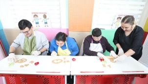 Menderes'in Engelsiz Evi'nde Kurabiye Etkinliği