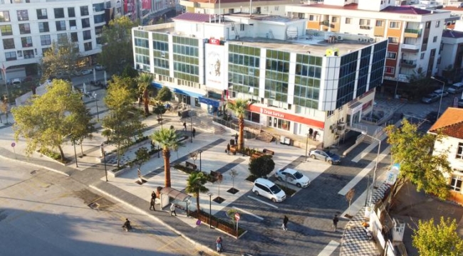 Menderes'te Çocuklara Bayram Kutlaması