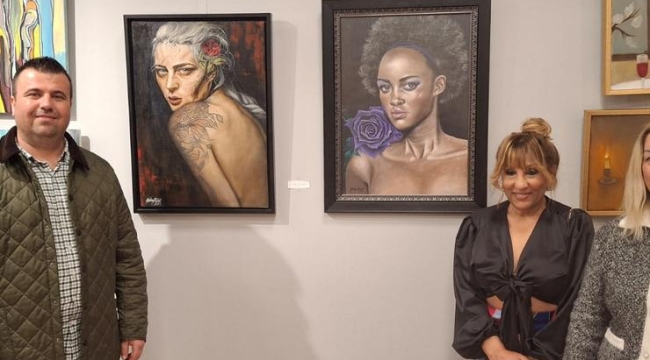 Mor Sanat'tan Ayvalık'ta "Yansıma" Sergisi