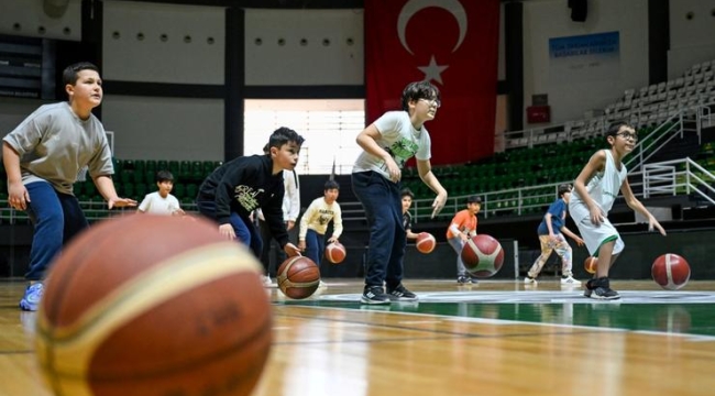 Potada gelecek var: Bornova'da çocuklar sporla büyüyor