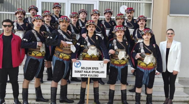Selçuk Efes Sanat Halk Oyunları Ekibi İzmir İl Yarışması'nda Üçüncü Oldu