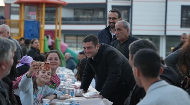 Torbalılılar Aynı Sofrada Hep Birlikte Oruçlarını Açtı