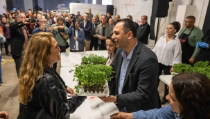 Bornova'da toprağa can, üreticiye destek