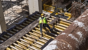 Buca Metrosu'nda 2028 hedefi için çalışmalar sürüyor