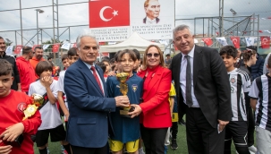 Güzelbahçe'de 23 Nisan coşkusu