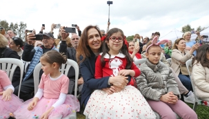 Karşıyaka'yı bayram coşkusu sardı!