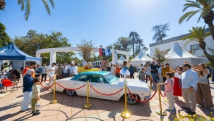 Klasik Otomobil Sergisi ziyaretçilerini zaman yolculuğuna çıkardı