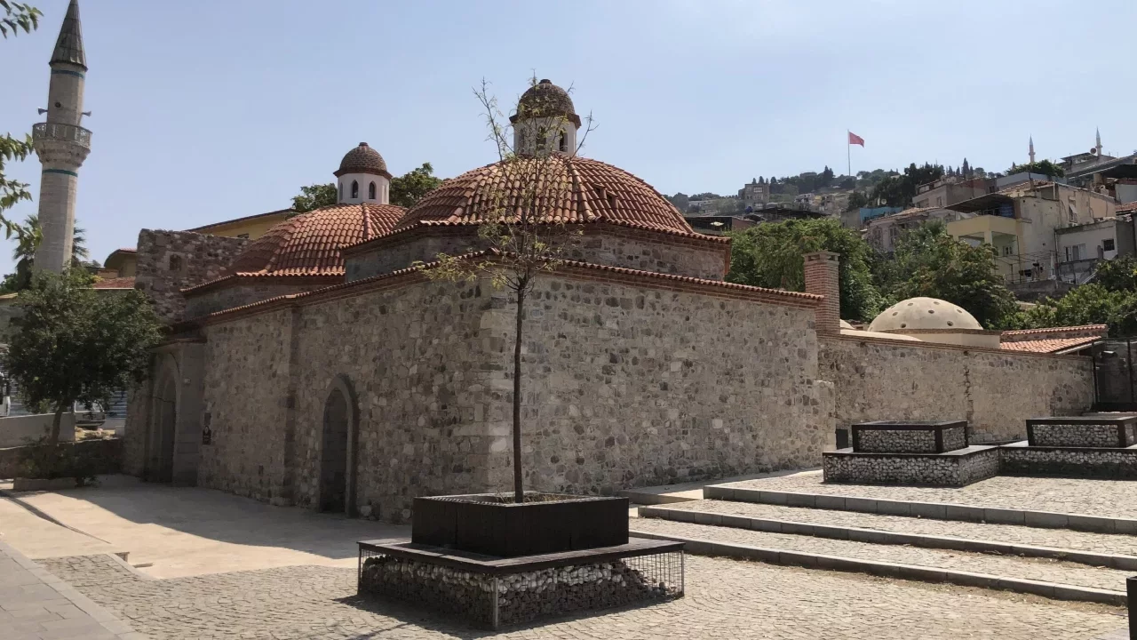 Meslek Fabrikası'ndan sonra Namazgah Hamamı'na da kilit vuruldu!