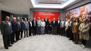 CHP İzmir'de Tecrübe Sahaya İniyor
