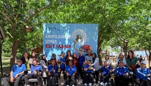 İzmir'de engeller dayanışma ve dostlukla aşıldı