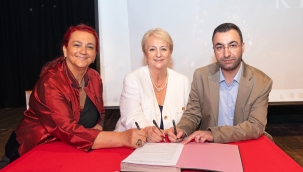 Nar Kızlar Yola Çıktı