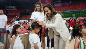 Karşıyaka'da Kış Spor Okulları'na görkemli kapanış