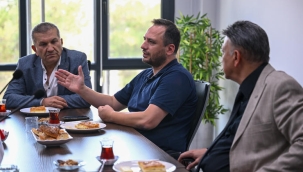 Başkan Eşki kendi evinde
