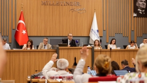 Uzundere iddialarına karşı hukuki açıklama: "Belediyemizin kaybettiği kira davası yok"