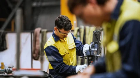 Almanya'da 63 yaşında erken emeklilik seçeneği tartışmaya açıldı