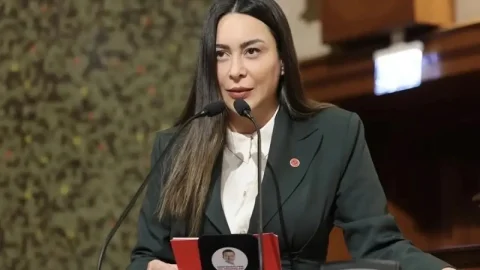 Bakırköy CHP meclis üyesi Hülya Şimşek tutuklandı