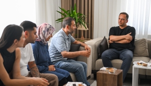 Başkan Eşki'den Bornovalı şehidin ailesine ziyaret