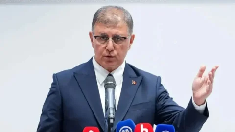 Cemil Tugay AK Parti iddialarını reddetti