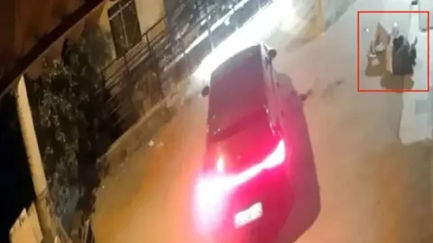 İzmir'de 27 yaşındaki genç dakikalarca boğularak öldü