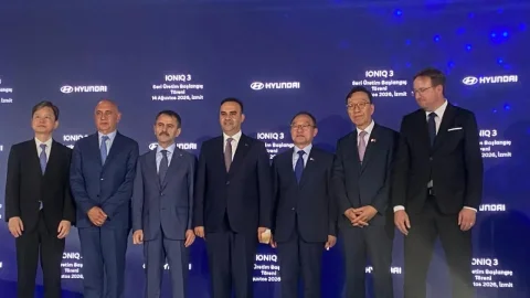 Kacır: Türkiye dünya devlerinin elektrikli araç üssü haline geliyor