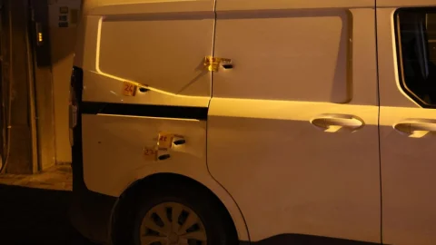 Karşıyaka'da silahlı kavga: 5 yaralı, 3 gözaltı