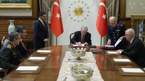 YAŞ kararları sonrası TSK, Jandarma ve Sahil Güvenlik'te atama listesi Resmi Gazete'de