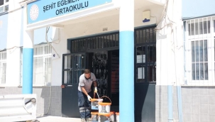 Karabağlar Belediyesi'nden okullara yeni dönem desteği