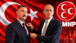 Oğuzhan Bilgin Mhp İzmir İl Yönetiminde