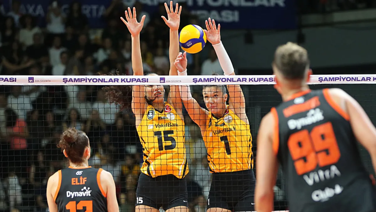 VakıfBanklı voleybolcu Deniz Uyanık, bu sene ilkleri yaşadığı için mutlu